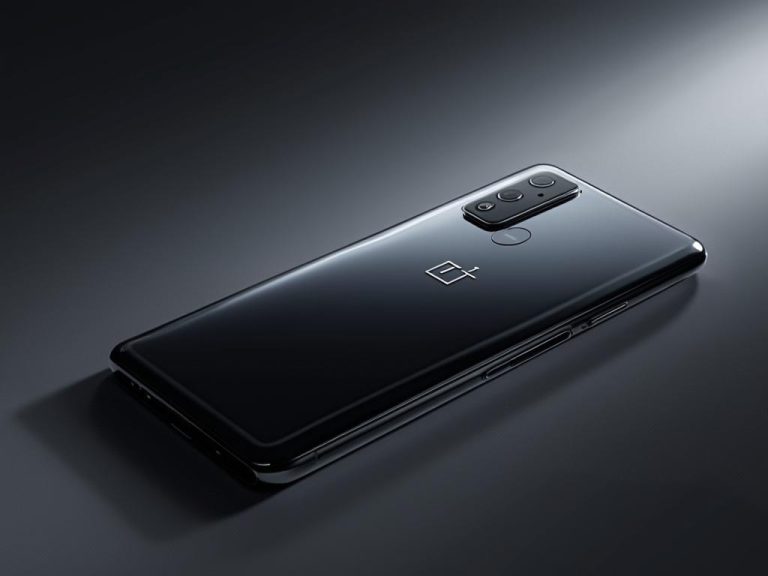OnePlus 13s: Compact Flagship Phone Redefines Performance and Innovation in Smartphones